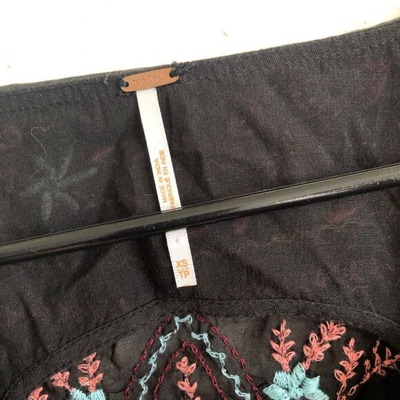 Free people frida black embroidered float dress fully lined mini size xs - Picture 5 of 7